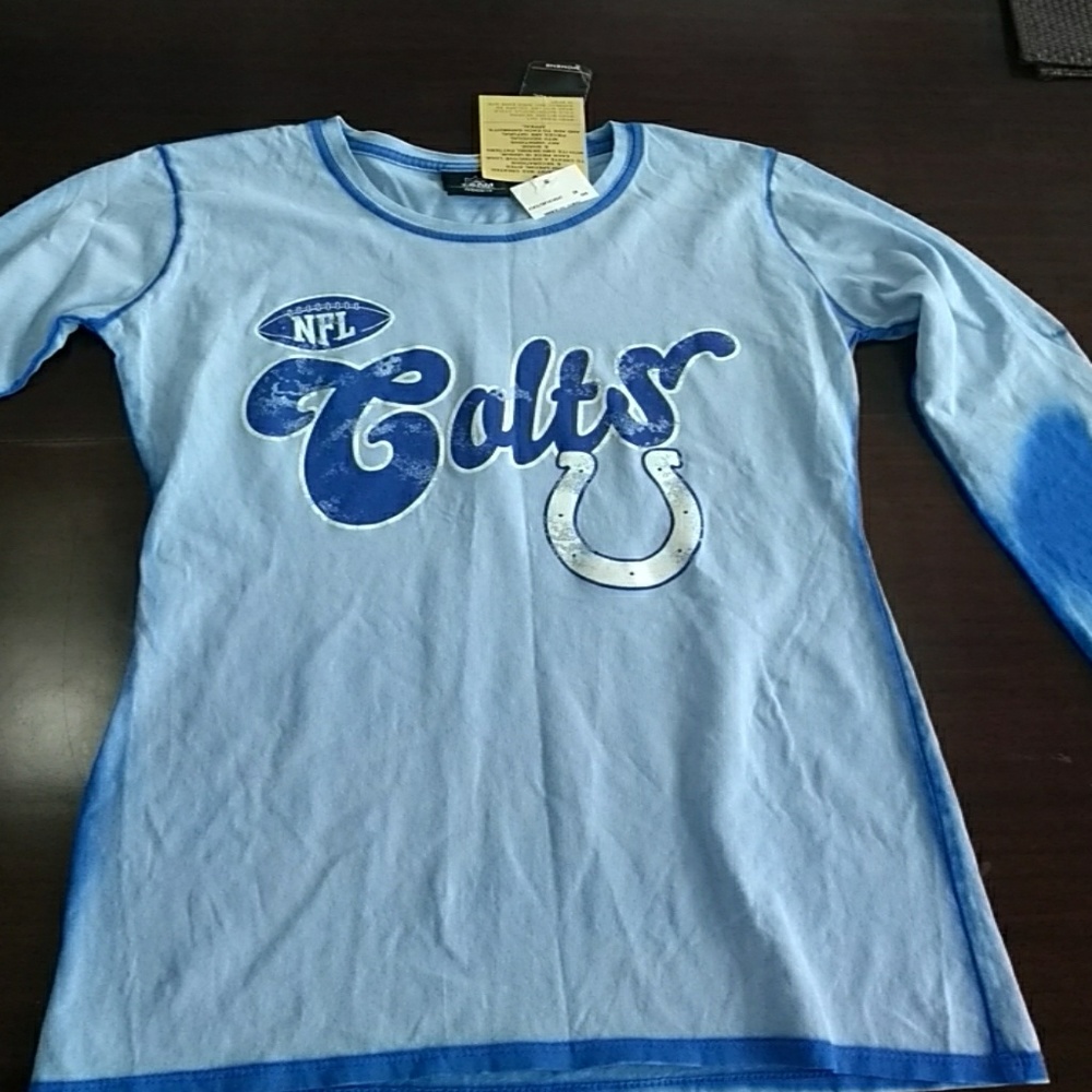 Long sleeved women's Indianapolis Colts t-shirt M